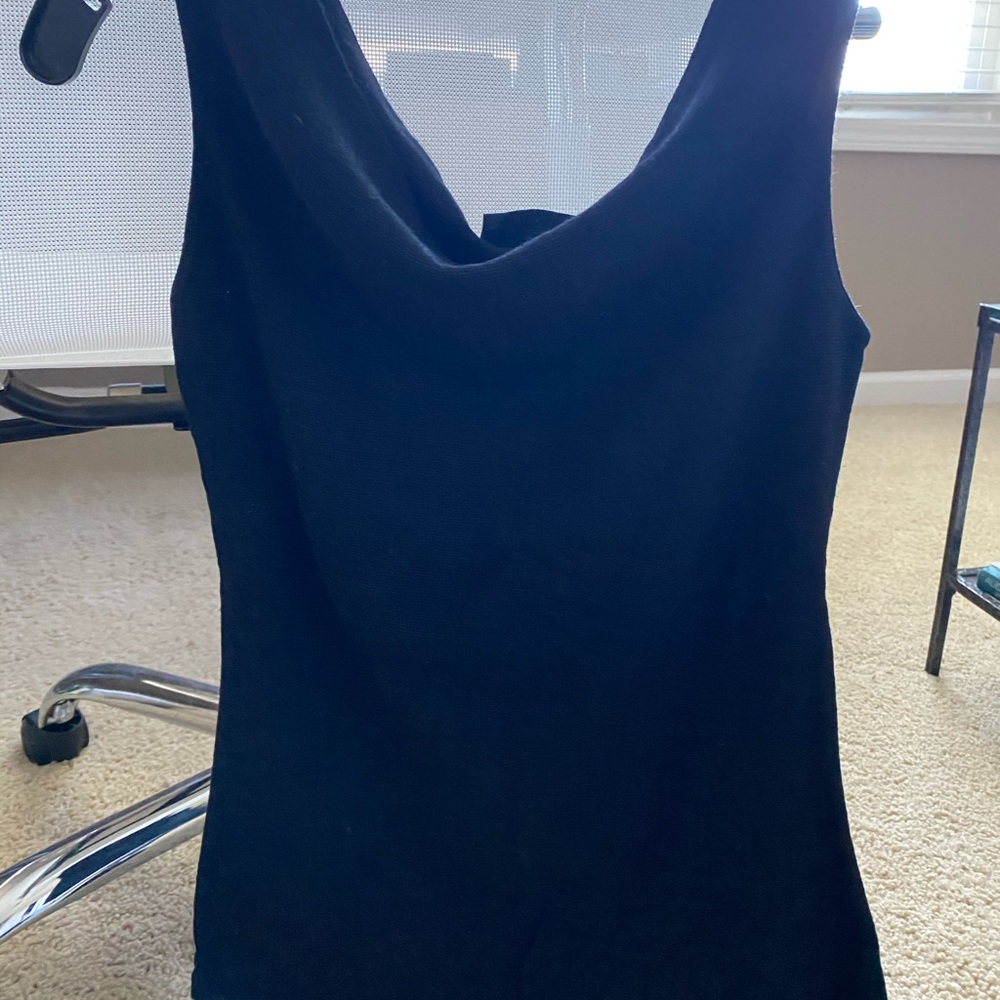 Top - Picture 2 of 2